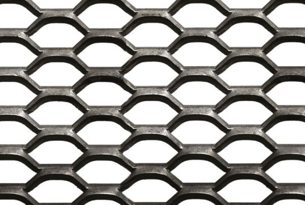 Hexagonal expanded metal mesh