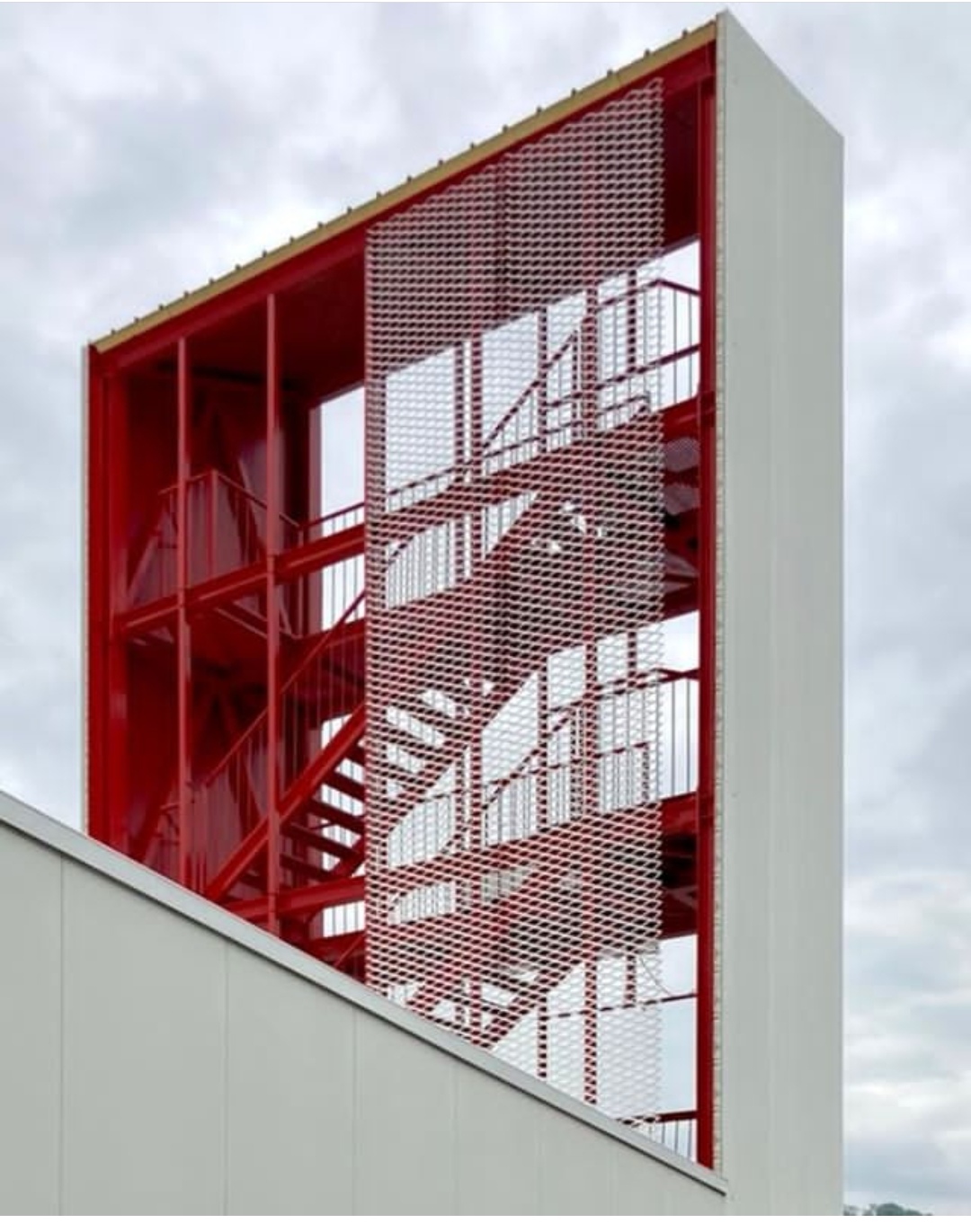 Architectural metal facade using Broadway XL expanded metal mesh in Croatia